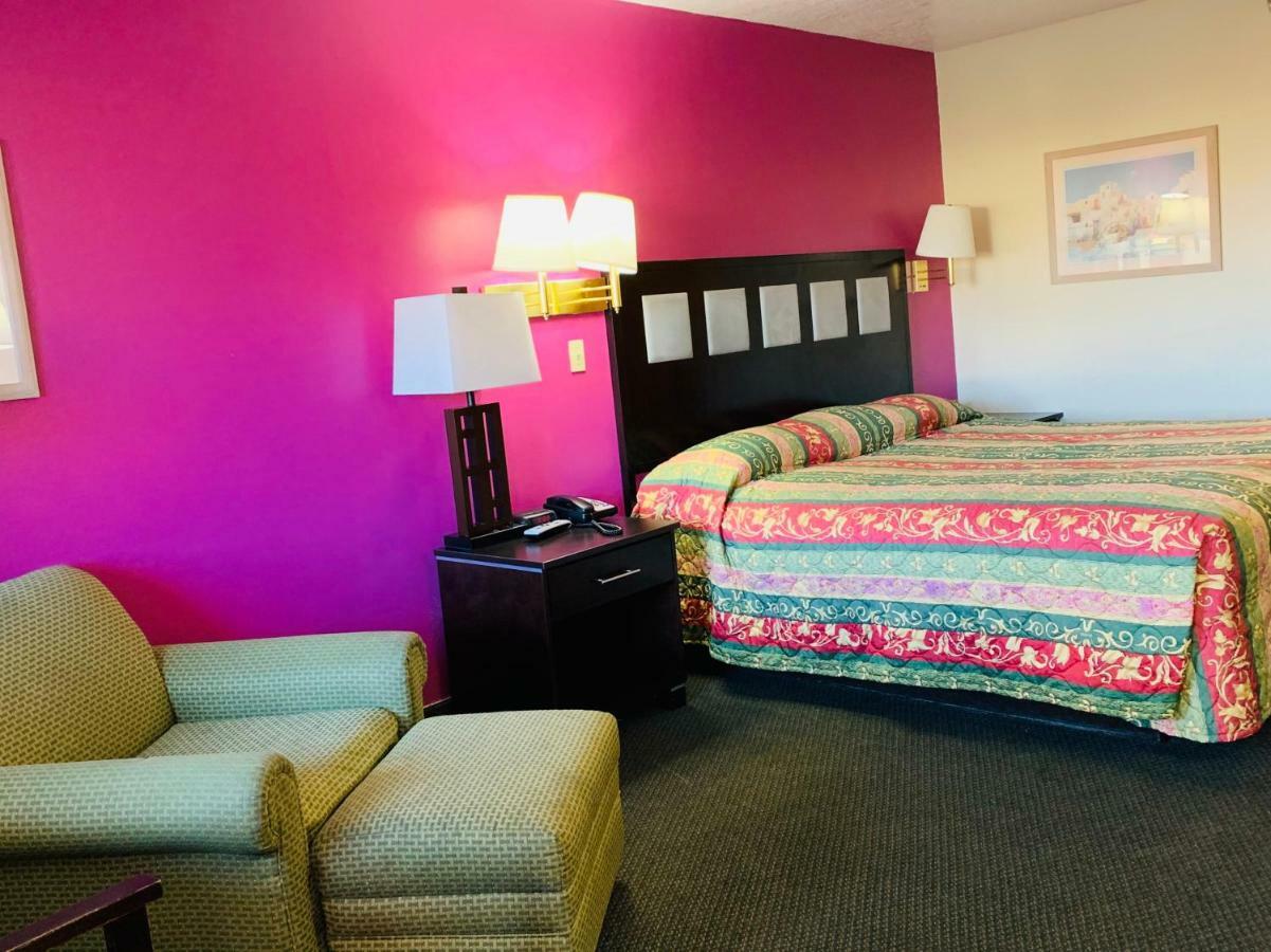 Luxury Motel